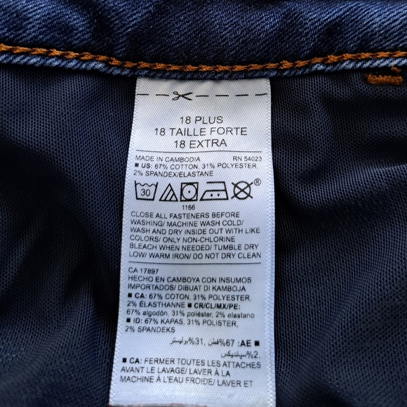 Old Navy high rise boot cut jeans size 18 plus - Picture 2 of 3